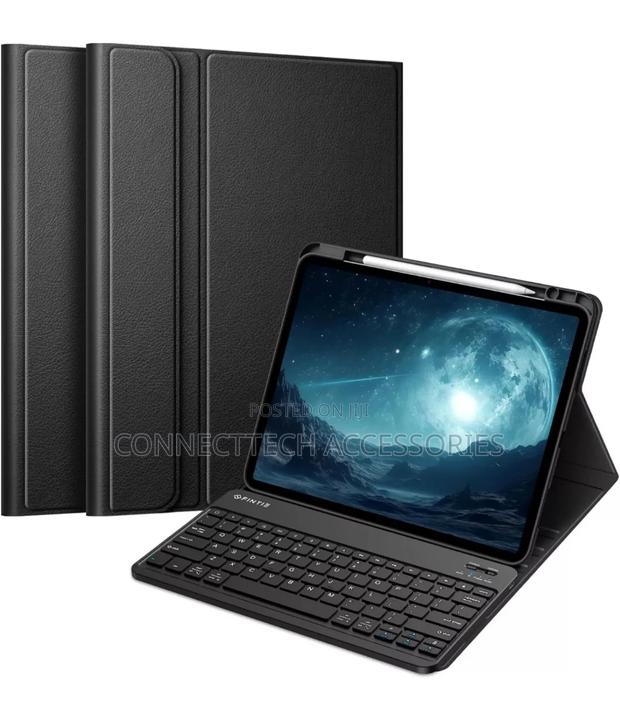 iPad Pro 13 Inch M4 Bluetooth Keyboard Case - main view