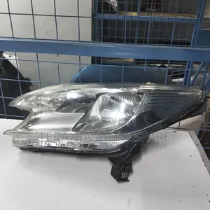 Nissan Note 2012 Headlight