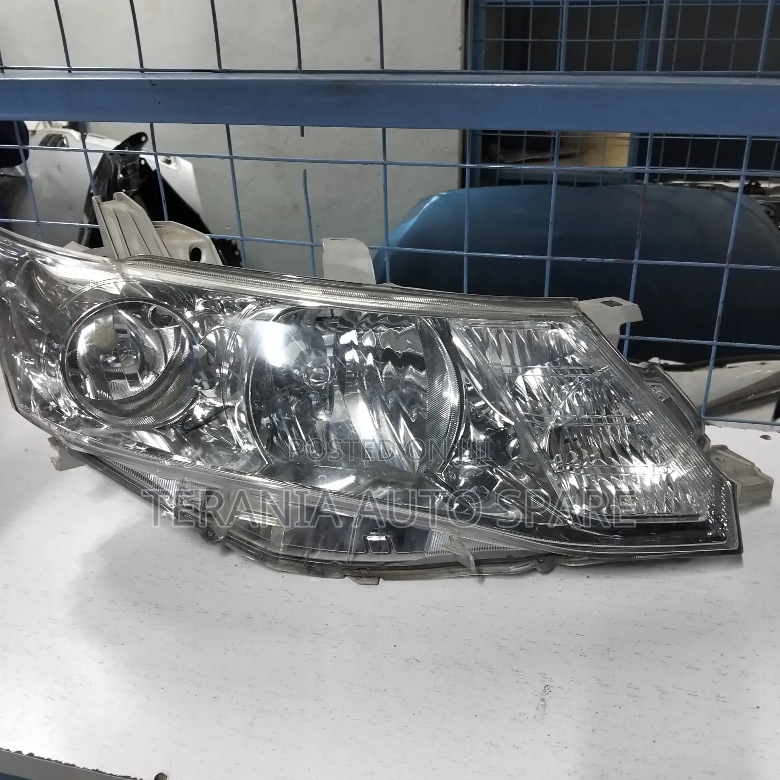 Allion 265 Headlight Non Zenon