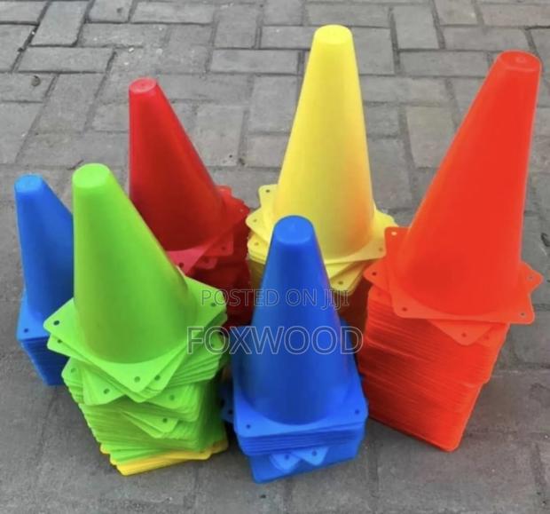 12pcs Field Training Cones 24cm - main view