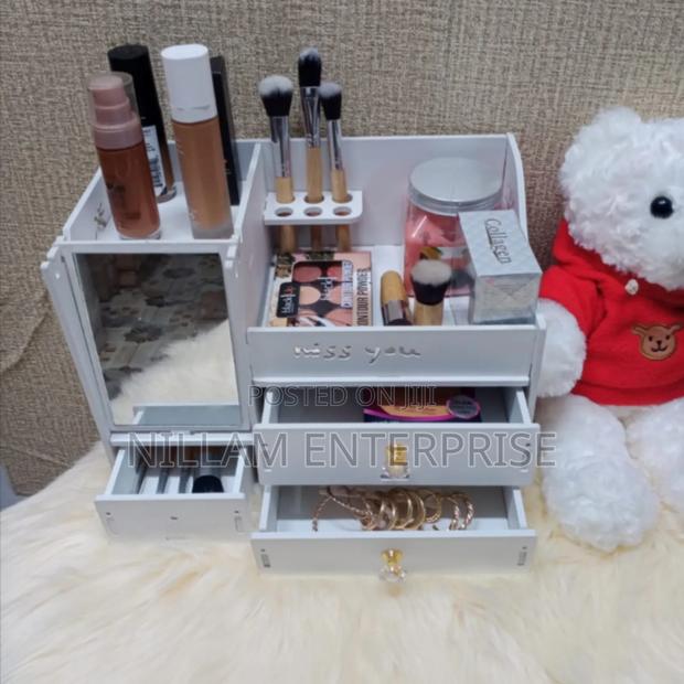 Multi-Storey Make-Up Organizer Drawer - main view