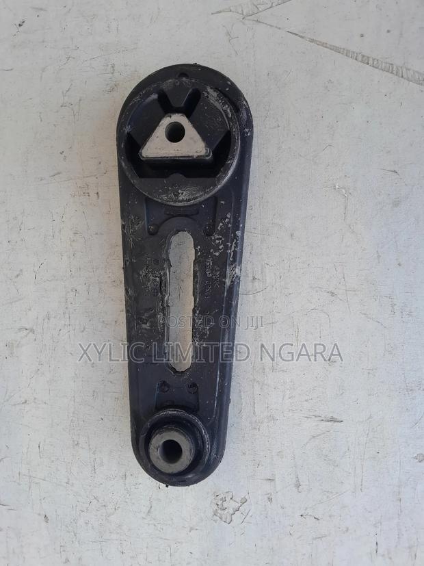 Nissan Tiida,Wingroad, Note Gearbox Mounting
