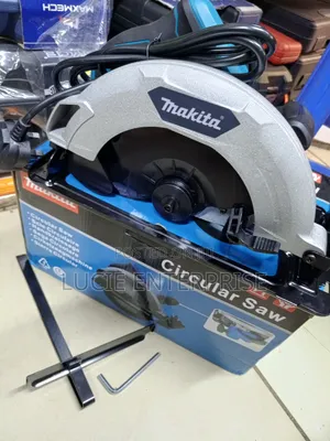 New Electrical Makita Circular Saw / Circular Saw 9 Inche