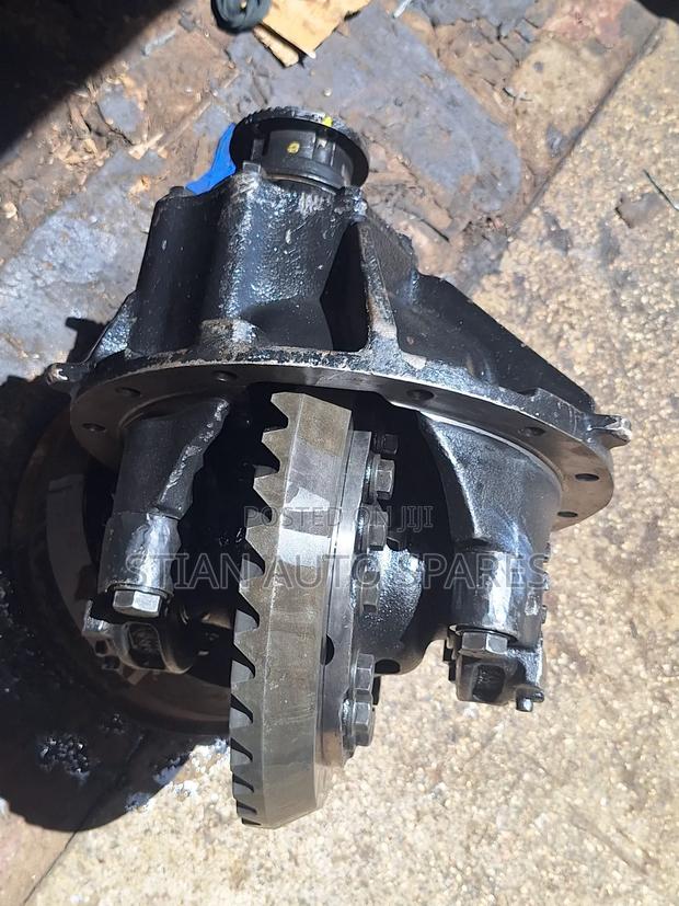 Fuso Fi New Model Complete Diff and Axle