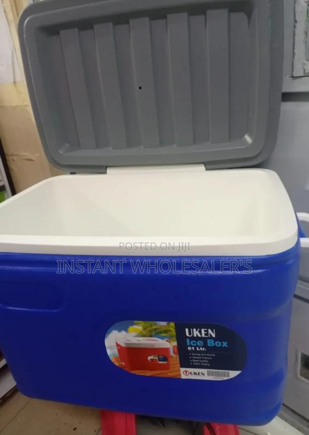Cooler Boxes 61 Litres Capacity