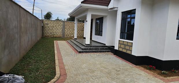 3bdrm Bungalow in Blossom Elgon View for sale - thumbnail 3