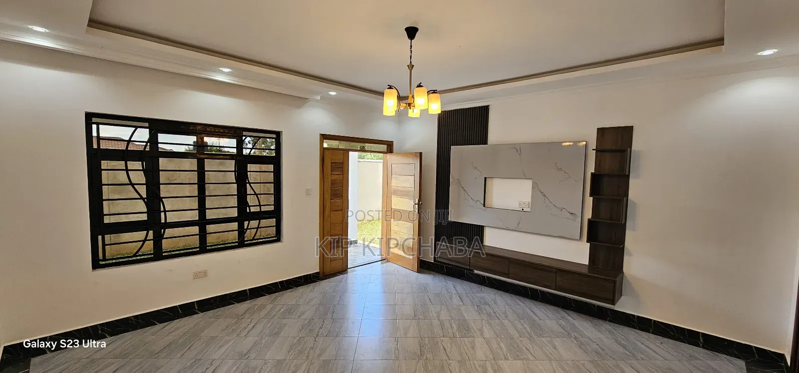 3bdrm Bungalow in Blossom Elgon View for sale