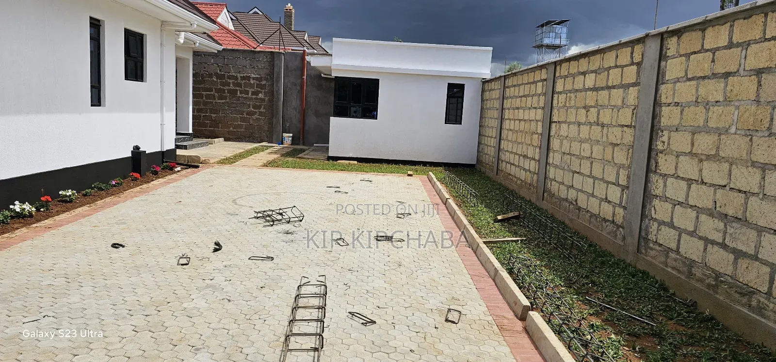 3bdrm Bungalow in Blossom Elgon View for sale