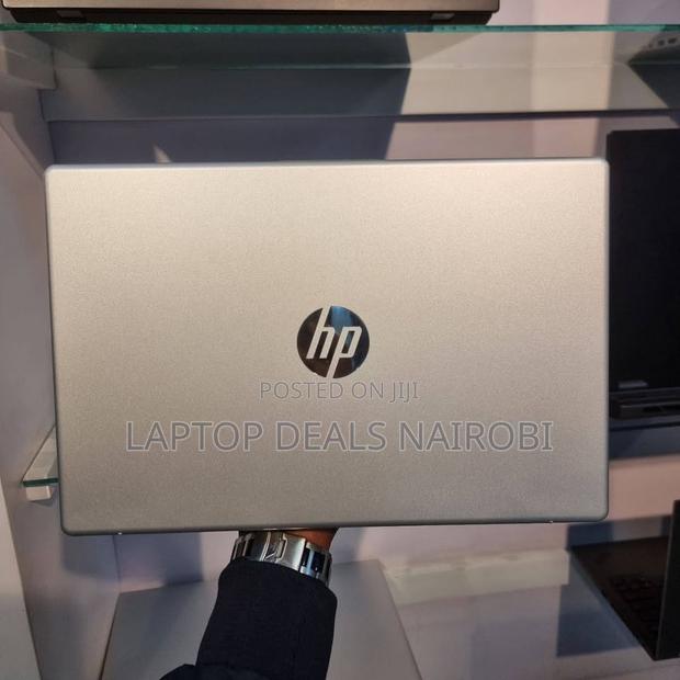 Laptop HP 250 G10 16GB Intel Core I7 SSD 512GB - thumbnail 3