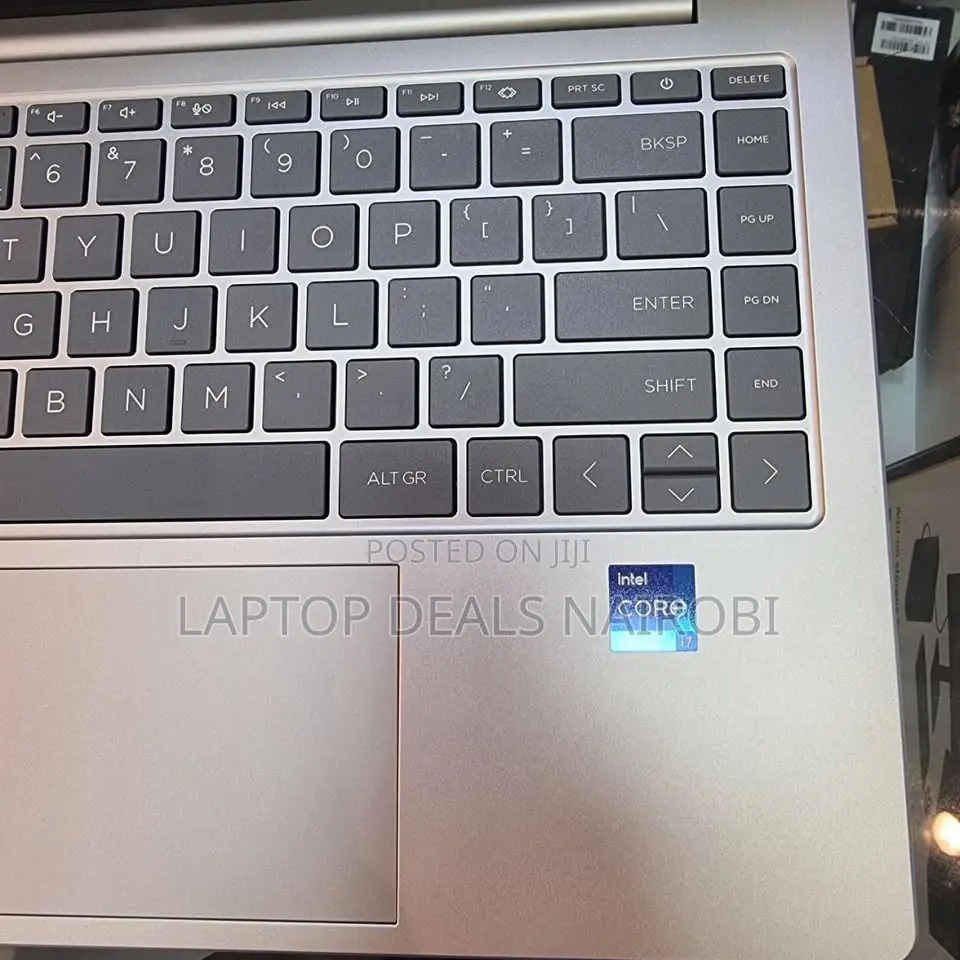 Laptop HP 250 G10 16GB Intel Core I7 SSD 512GB