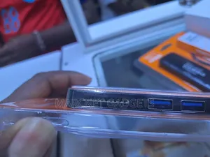 Usb Hub 3 Port Abd Card Reader Sd and T Flash