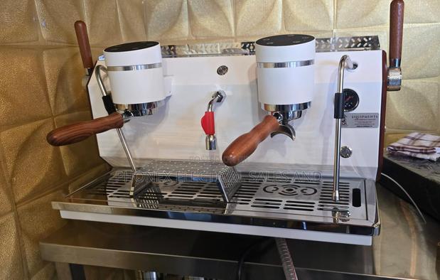 Two Group Coffee Machine - thumbnail 2