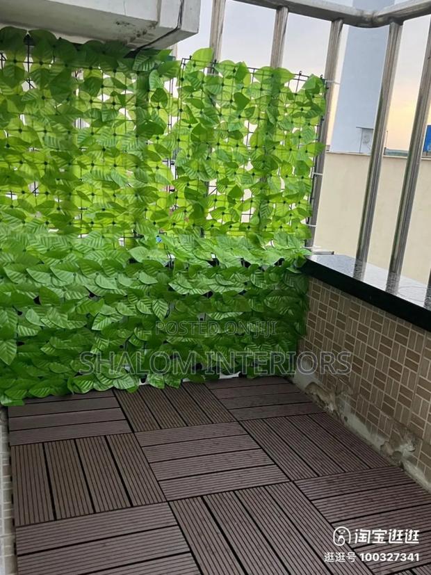 Lightgreen Balcony1 Fence - main view