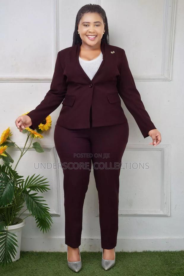 One Button Trouser Suit for Ladies - thumbnail 4