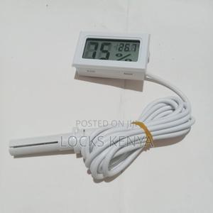 Simple to Operate Fridge Thermometer - main view