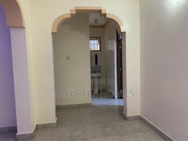 2bdrm Apartment in Nyali for rent - thumbnail 10