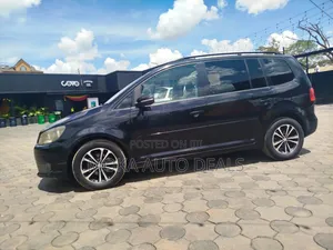 Volkswagen Touran 1.4 TSI 2011 Black