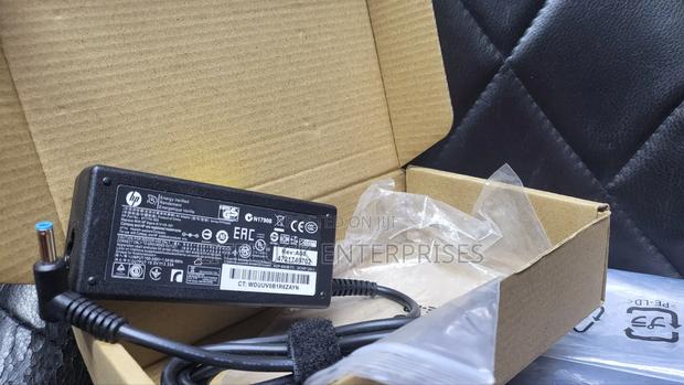 Hp Laptop Charger Bluepin - main view