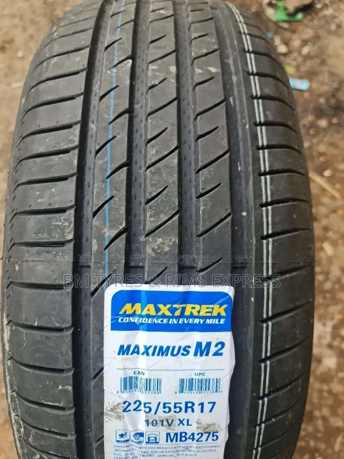 225 /55 R17 Maxtrek Tyres.