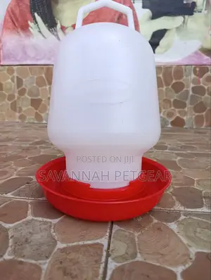Farm Base 3/3.5 Litres Poultry Chicken Drinkers