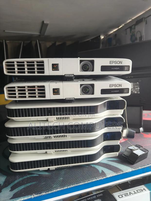 Casio Projector - thumbnail 6