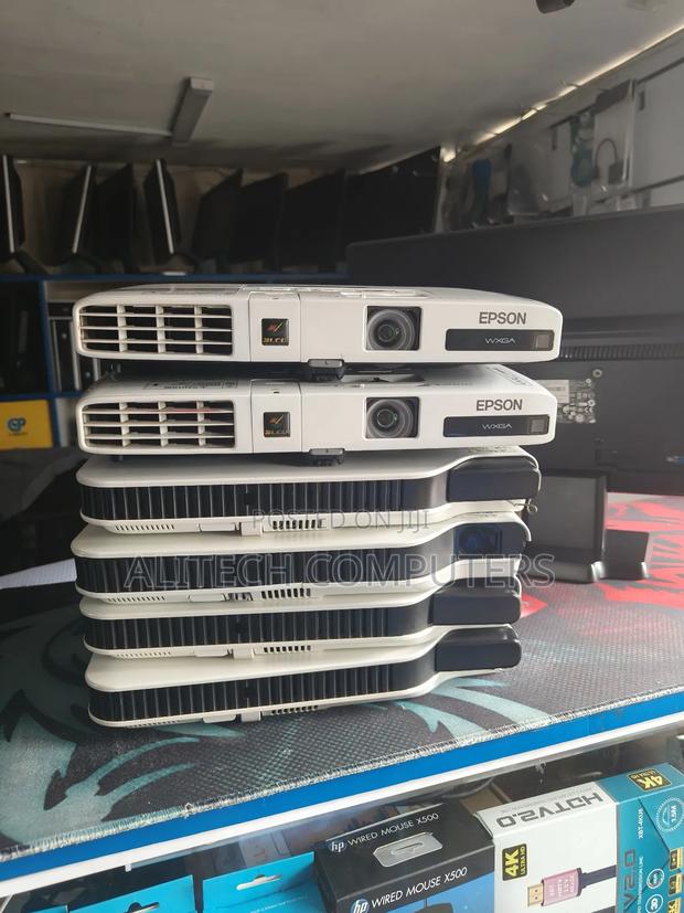 Casio Projector - thumbnail 7