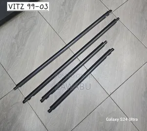 Weather Strips Vitz 99-03 Black