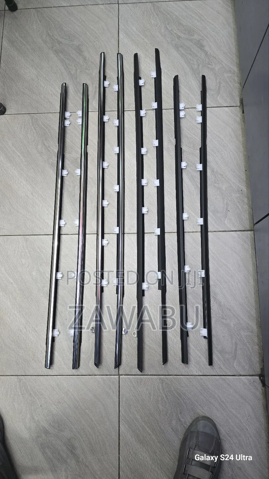 Weather Strip Corolla Ae100/102 Chrome