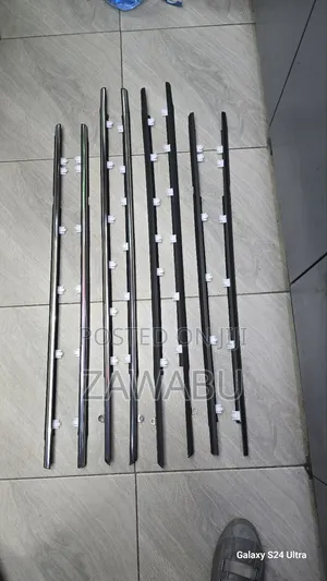 Weather Strip Corolla Ae100/102 Chrome