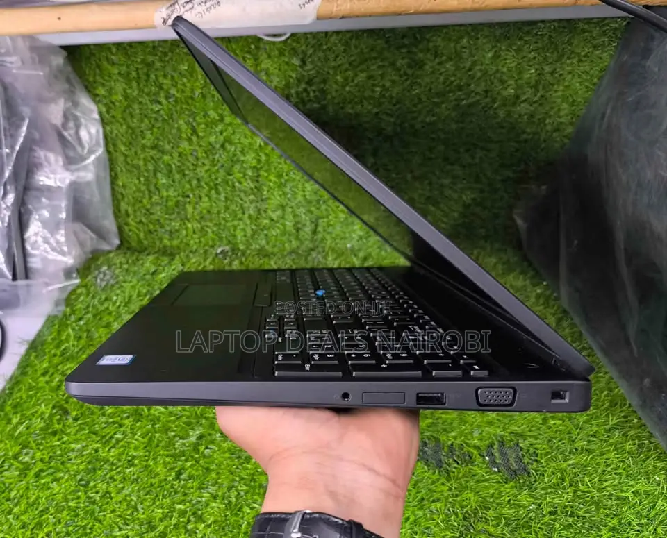 Laptop Dell Latitude 5580 8GB Intel Core I5 SSD 256GB