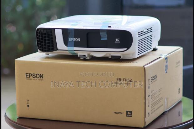 Epson Eb-Fh52 Multifunctional Projector - thumbnail 2