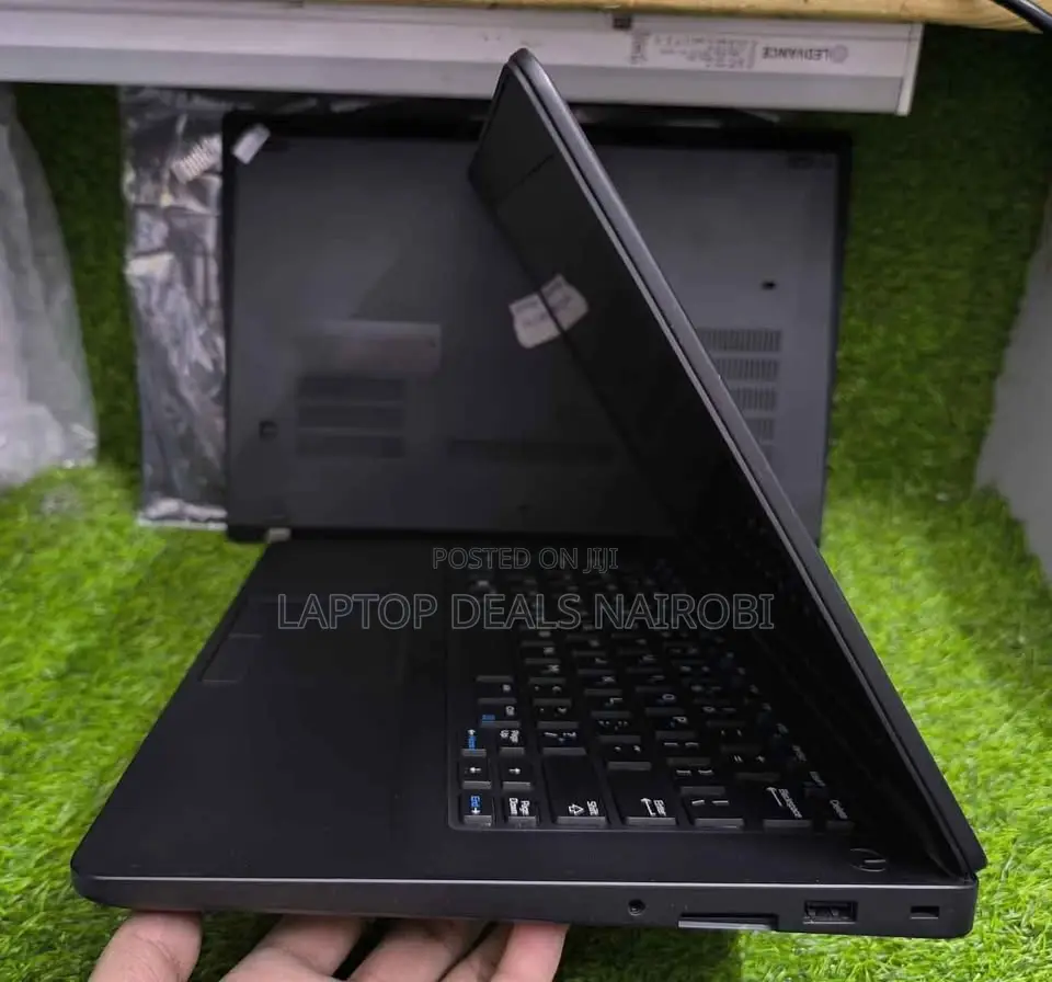Laptop Dell Latitude 14 E5470 8GB Intel Core I5 SSD 256GB
