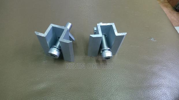 Middle Clamp Solar Rails