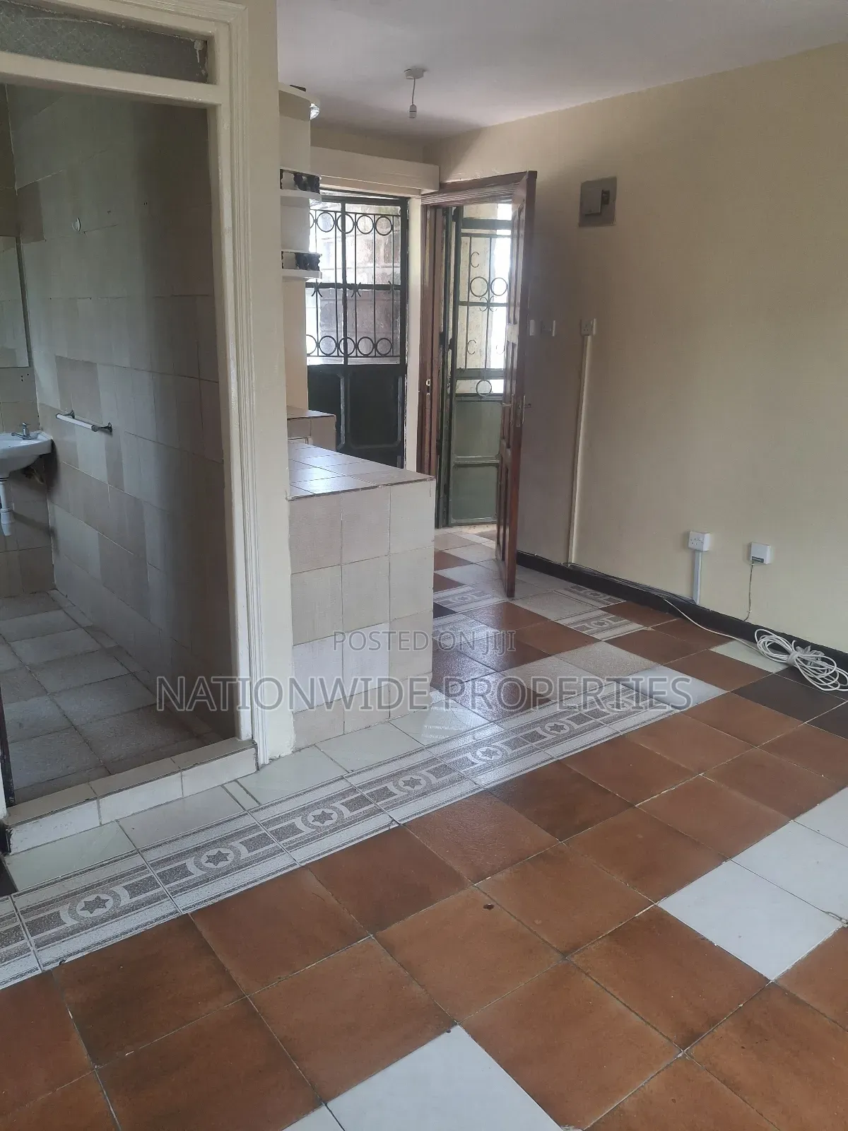 Studio Apartment in Valley Arcade for rent