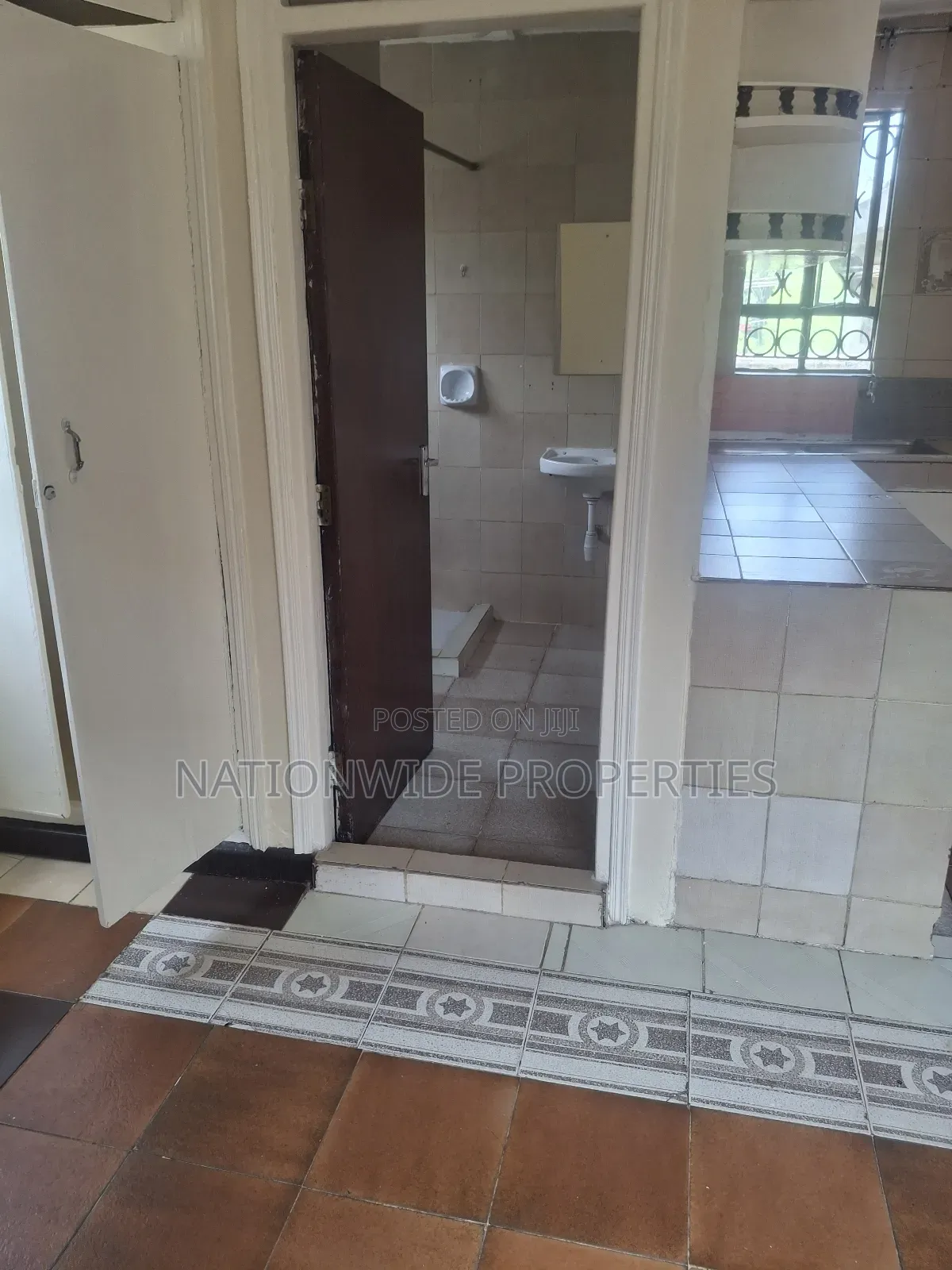 Studio Apartment in Valley Arcade for rent
