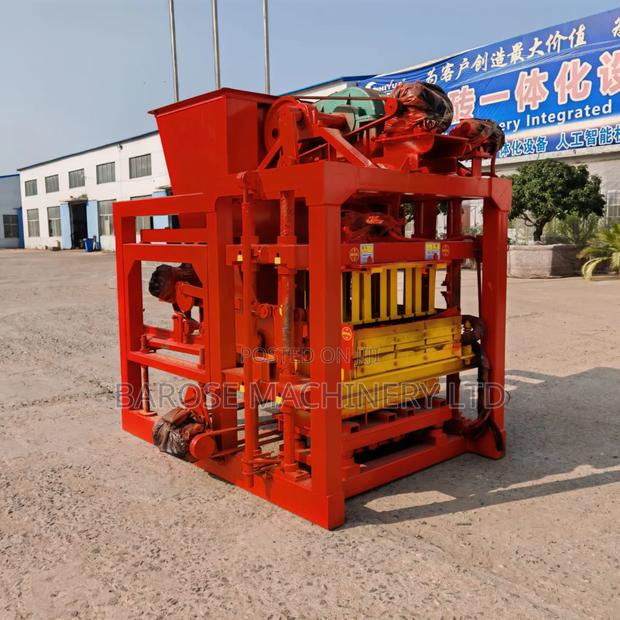 Semi-Automatic Block Making Machine - main view