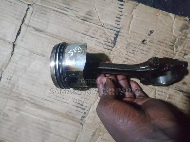 B15 Piston - main view