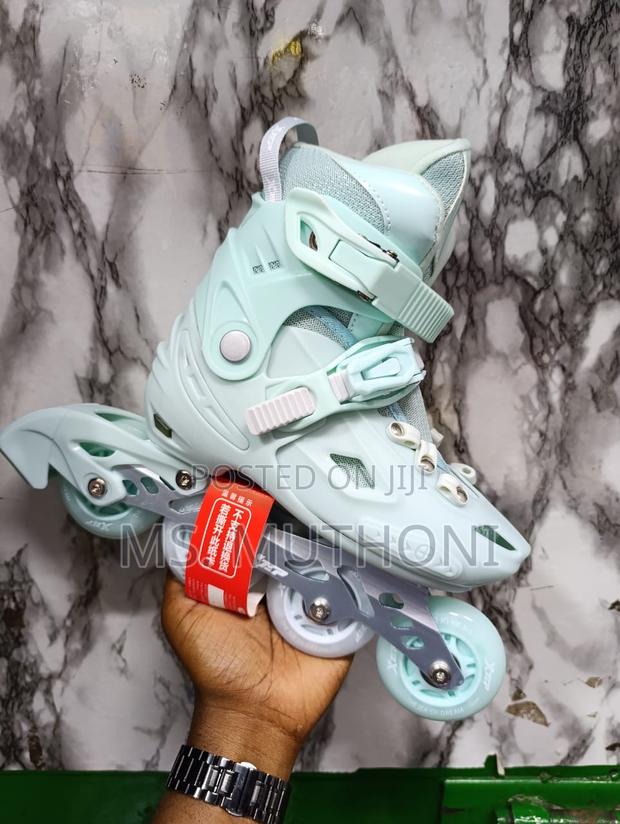 Turquoise Green Hard Boot Skates Rubber Wheeledsize 32_35 - thumbnail 2
