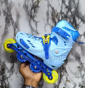 Blue Hard Skates / Rubber Wheels
