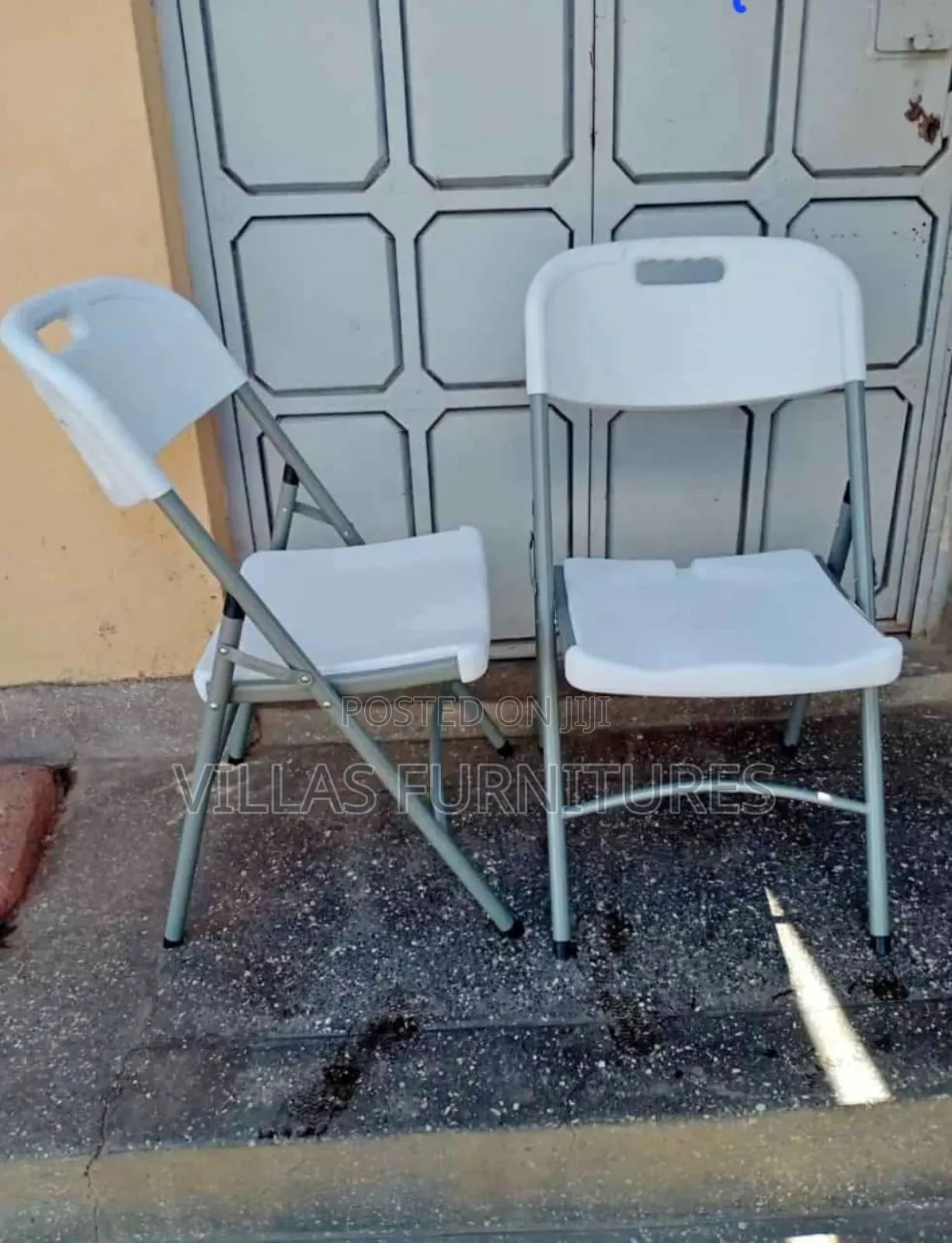 White Imported Foldable Chair