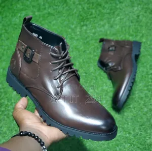*Quality Leather Boots*
Size 39-45