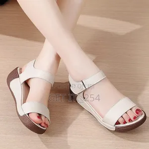 *Fancy Ladies Wedge Sandals* *Sizes 37,38,