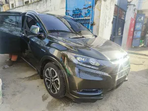 Honda Vezel 2016 Green