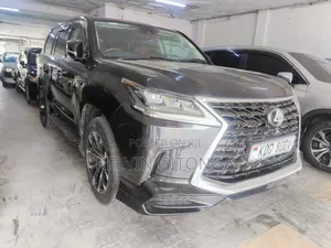 Lexus LX 2016 Black