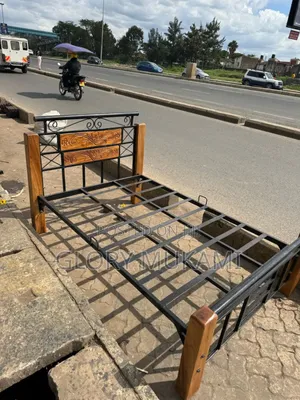 4by6black Comfortable Bed