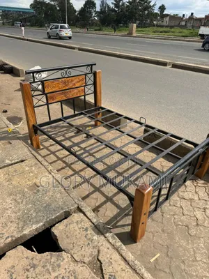 4by6black Comfortable Bed