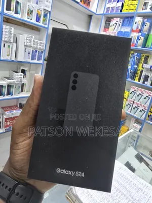 New Samsung Galaxy S24 128 GB Black