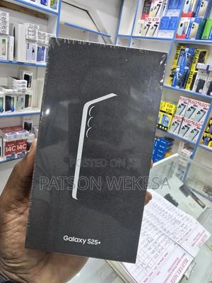 New Samsung Galaxy S25+ 512 GB - main view