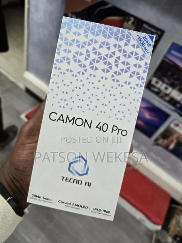 New Tecno Camon 40 Pro 256 GB Black - main view