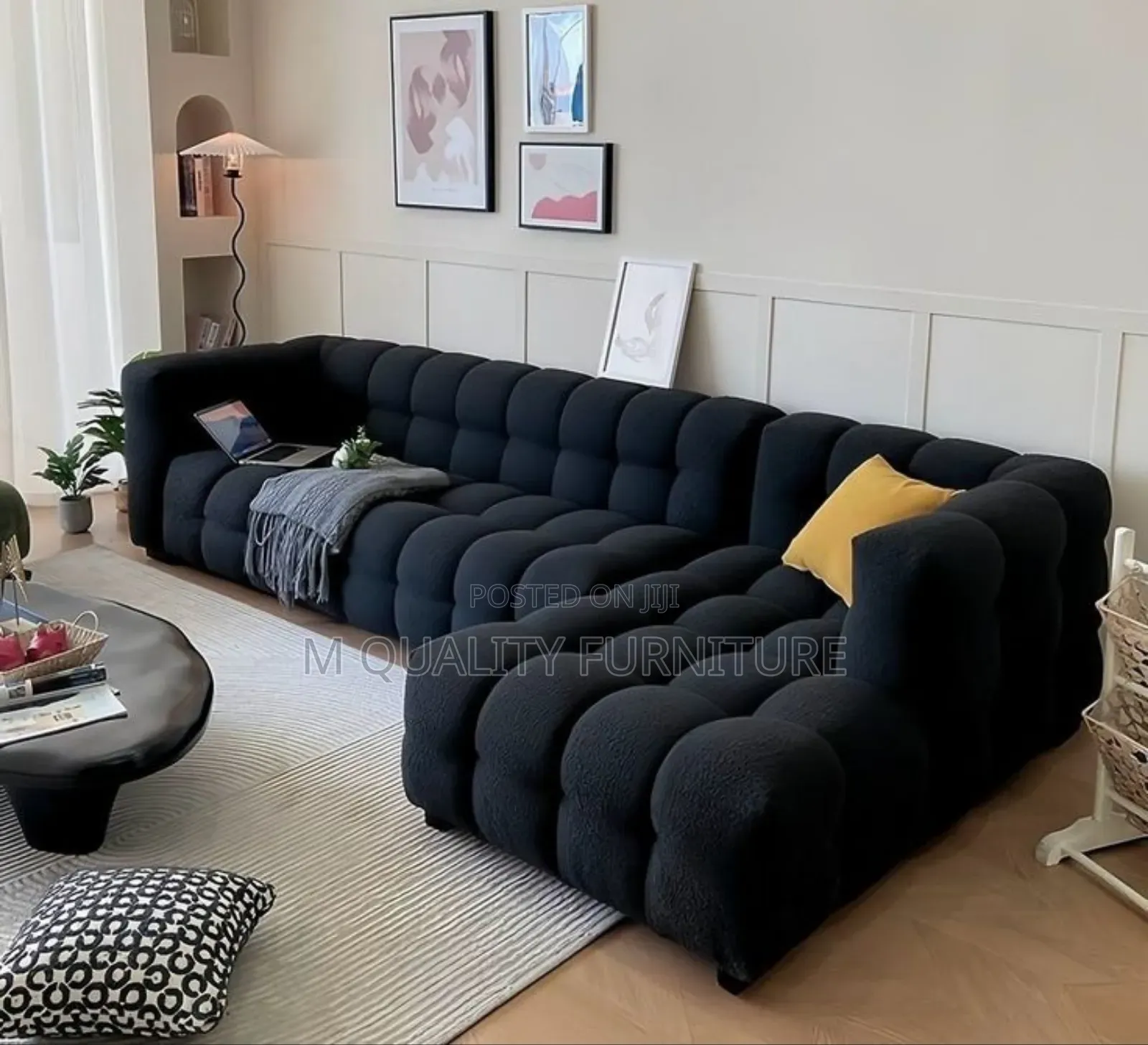 New Black Modern Couch With Throw Pillows